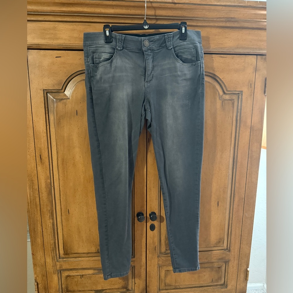 Democracy "Ab Solutions" Gray Jeans
